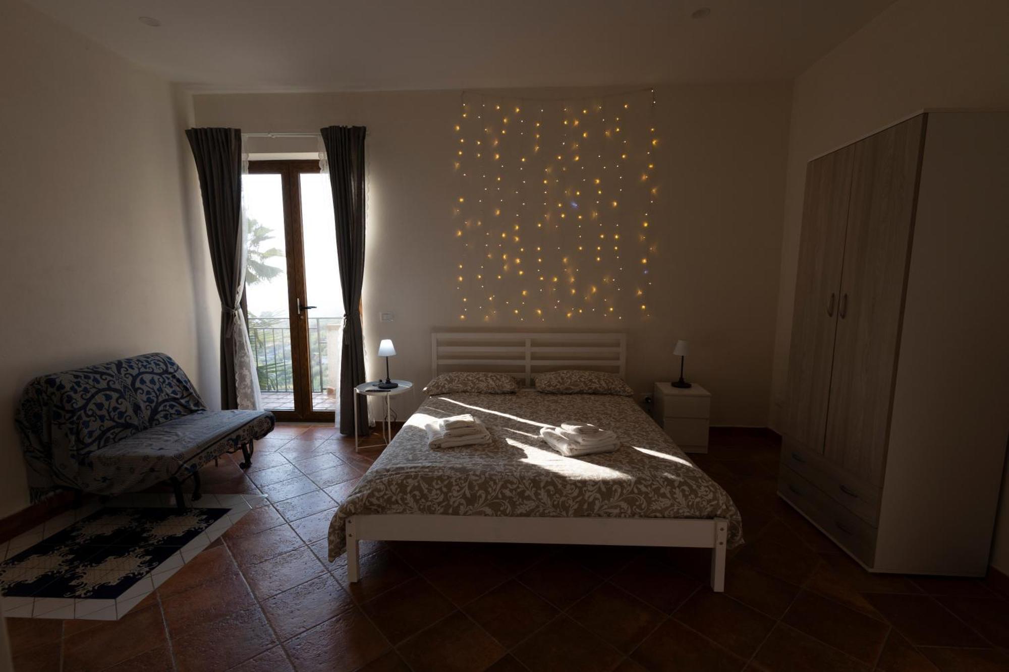 Large Double or Twin Room